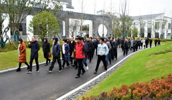 江西城投协会第四届三次理事会暨专题研讨会在景德镇召开